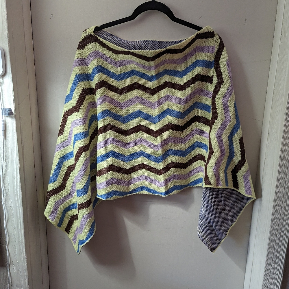 Chevron Shaw/Poncho